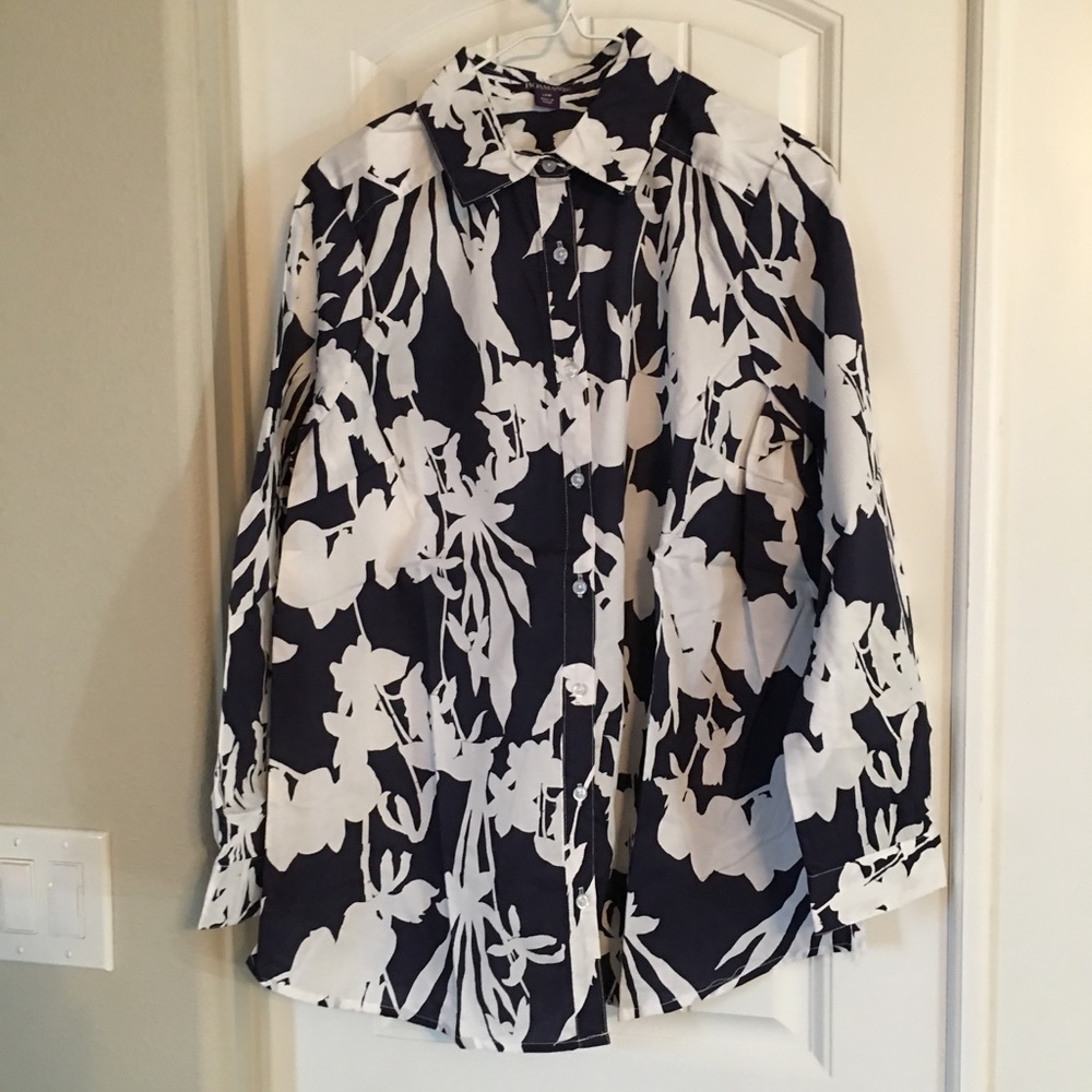 Roaman’s  Floral print top Sz 14W